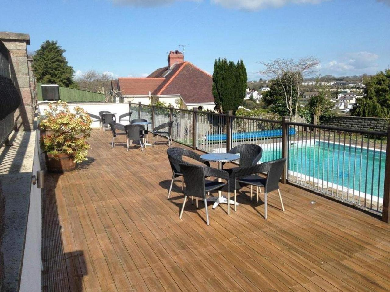 סאונדרספוט Merlewood Hotel מראה חיצוני תמונה